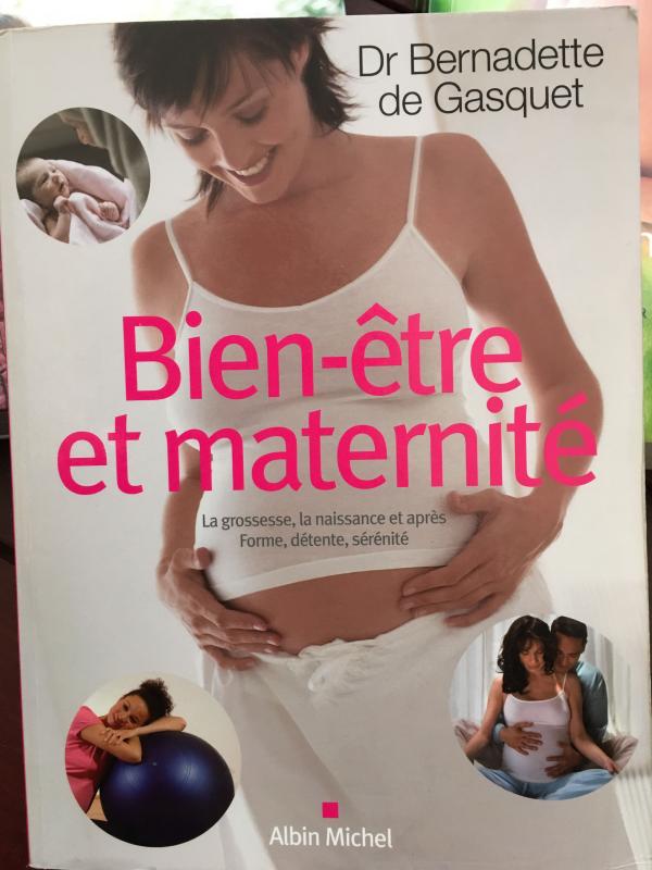 Les 5 livres qu'on devrait recevoir quand on apprend sa grossesse
